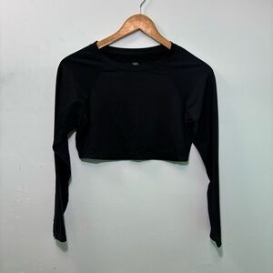 Tail Black Long Sleeve Crop Top